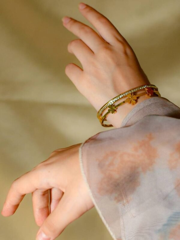 Stainless Steel soft girl coded handcuff 