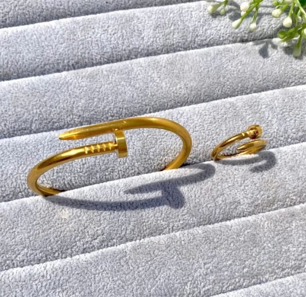 Stainless Steel handcuff & ring set