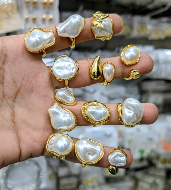 Faux irregular pearls rings